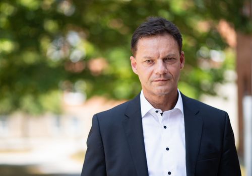 Prof. Dr.-Ing. Jürgen Göhringer – Leitung Institut Digital Production Management (IDPM)