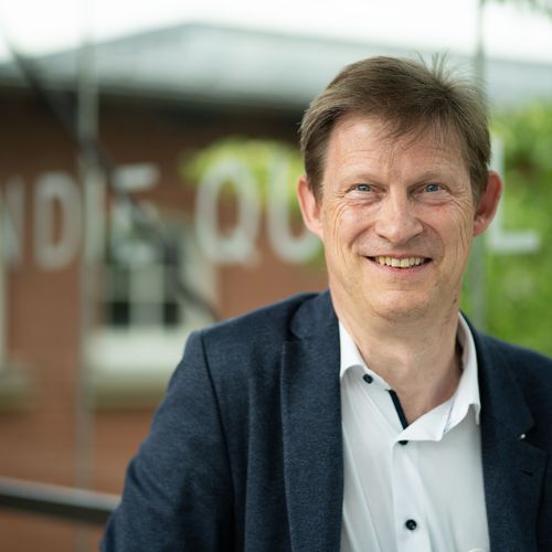 Prof. Dr. Wolf Knüpffer – Studiengangsleiter Datenschutz und IT-Sicherheit (DIS) / Studienfachberatung Datenschutz und IT-Sicherheit (DIS)