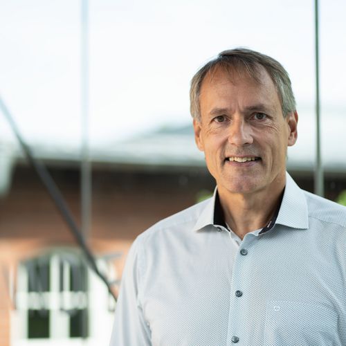 Prof. Dr. (University of Phoenix) Bernd Heesen – Professor Wirtschaftsinformatik (WIF)