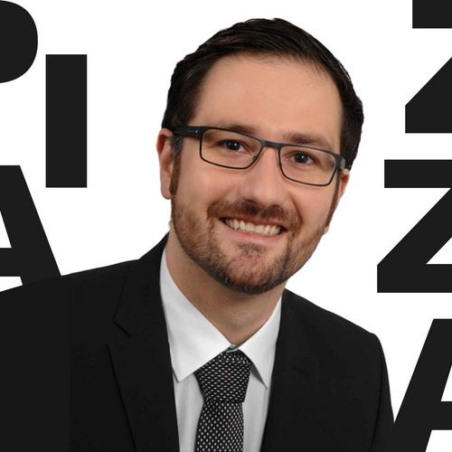 Prof. Dr. Alexander Piazza – Professor Digital Marketing (DIM) / Studienfachberatung Digital Marketing (DIM)