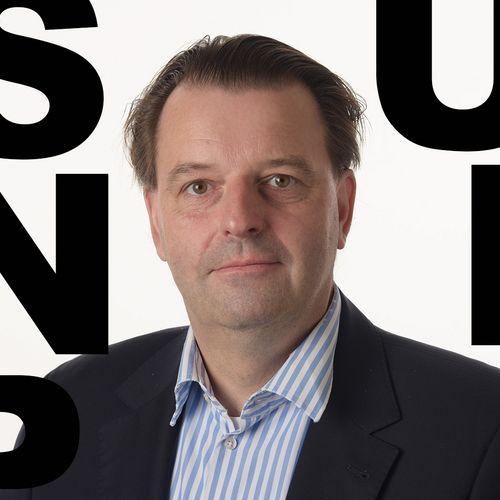 Prof. Dr. rer. nat. Roland Schnurpfeil – Studiengangsleiter Biomedizinische Technik (BMT)