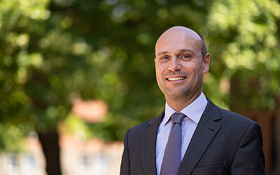 Prof. Dr. Oliver Schwindler