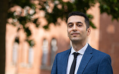 Babak Esmaili