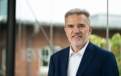 Dipl.-Ing. (FH) Bernd Hadersbrunner