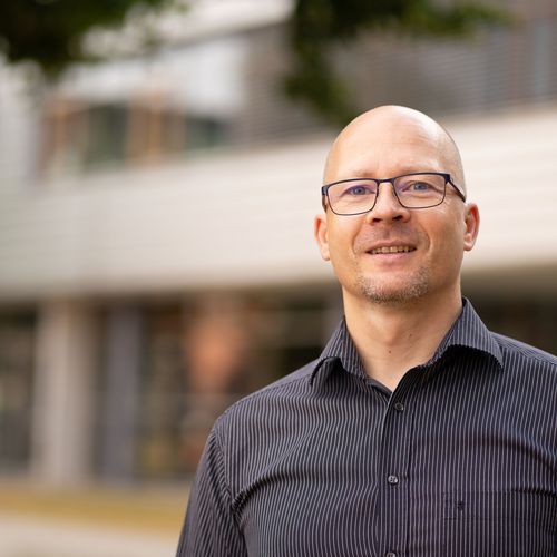 Prof. Dr. Torsten Schmidt – Professor Angewandte Ingenieurwissenschaften (AIW)