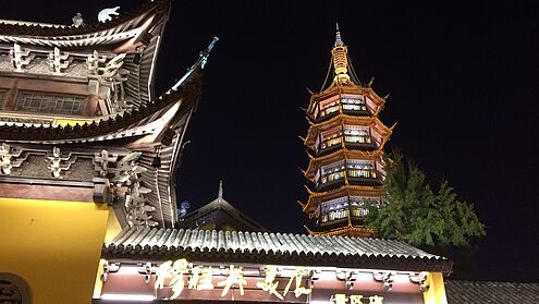 China Kompetenzzentrum, Hochschule Ansbach, Wuxi, Tempel, Sehenswürdigkeit, Nacht, Kultur