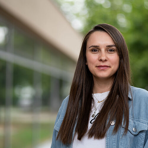 Cathrin Schmidt – Fakultätsassistentin Medien
