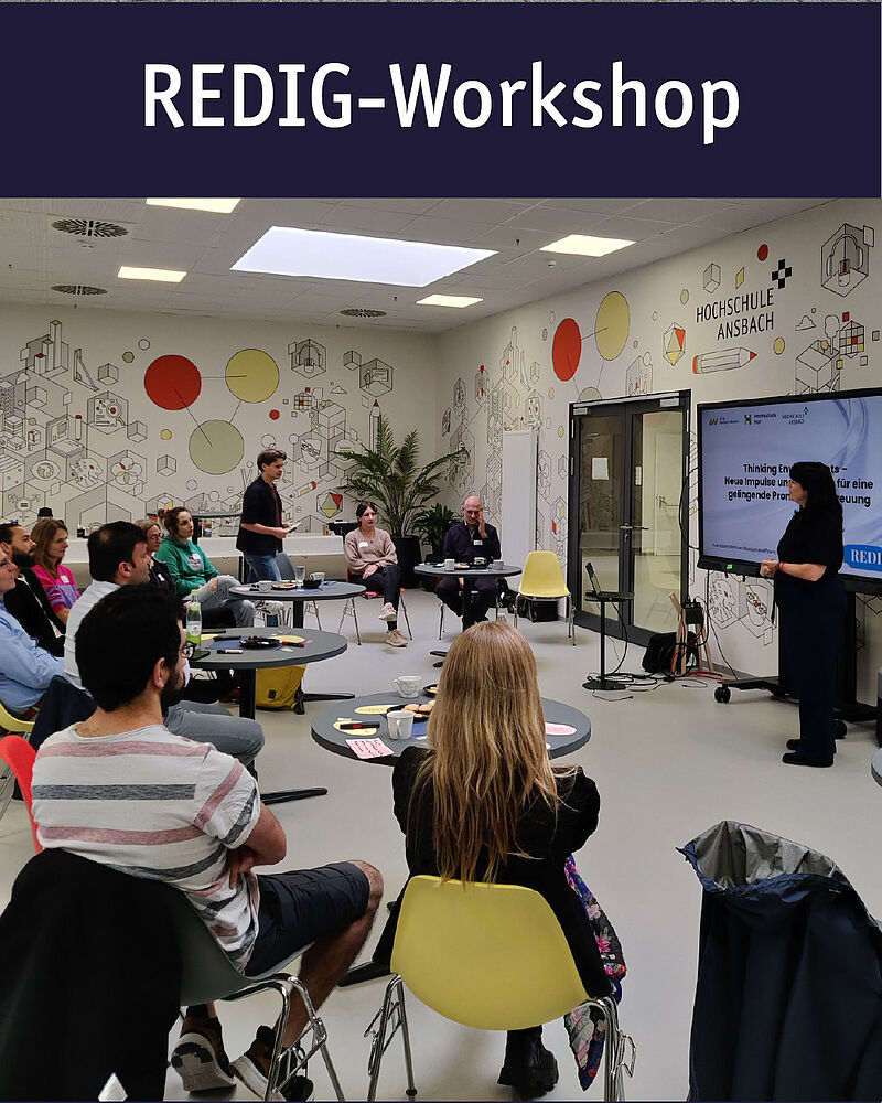 Teilnehmende des Workshops beim Coaching